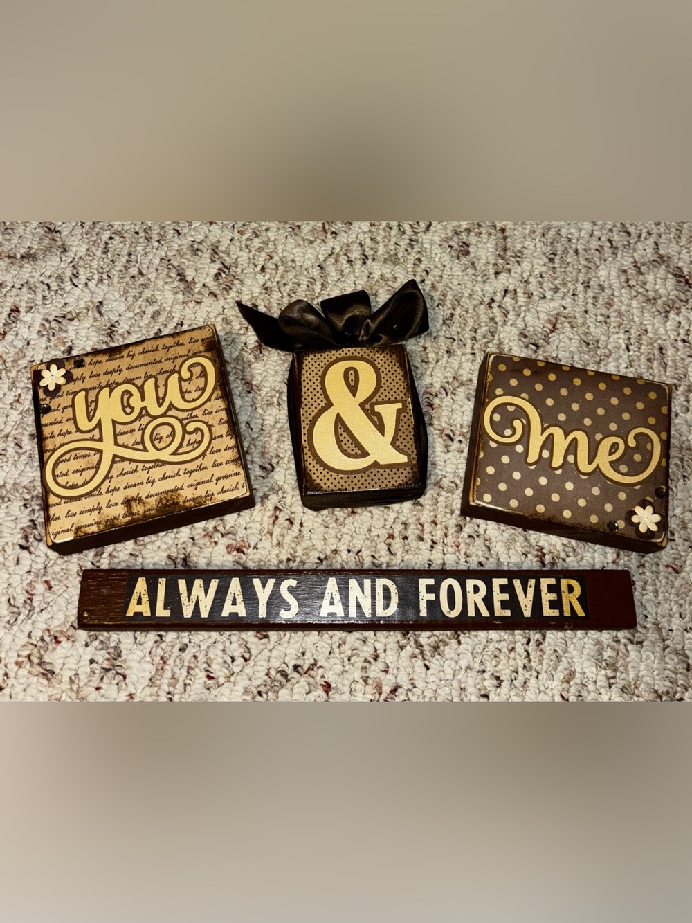 Decorative Ampersand Wall Block in Brown and Cream